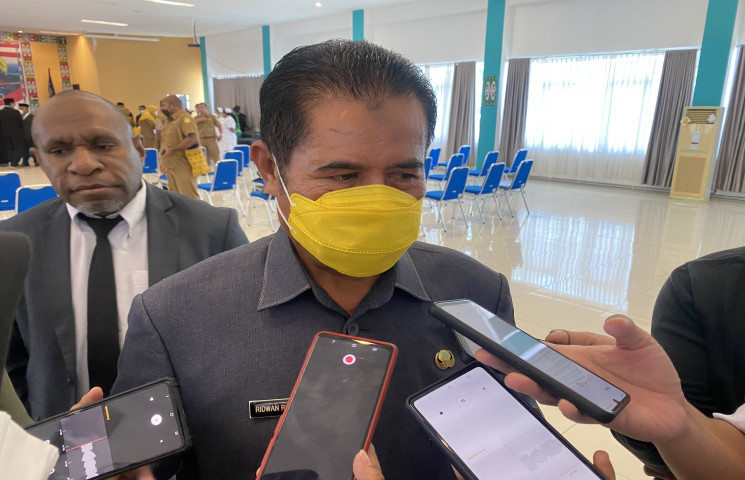 Sekda Ridwan : Satgas Pangan Segera Bergerak Kendalikan Harga di Papua