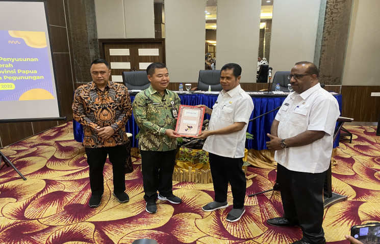 Dokumen RKPD Tiga DOB Resmi Diserahkan