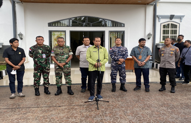 Plh Gubernur Rumasukun Silahturahmi dengan Forkopimda Papua
