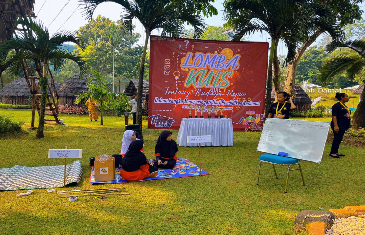 UPTB Anjungan Papua di TMII Selenggarakan Lomba Menulis dan Kuis Budaya Bumi Cenderawasih