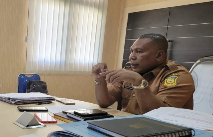 Penjelasan Kepala Badan Pengembangan Sumber Daya Manusia Provinsi Papua terkait pengelolaan Beasiswa Siswa Unggul Papua dan Penyelesaian tunggakan beasiswa tahun 2022
