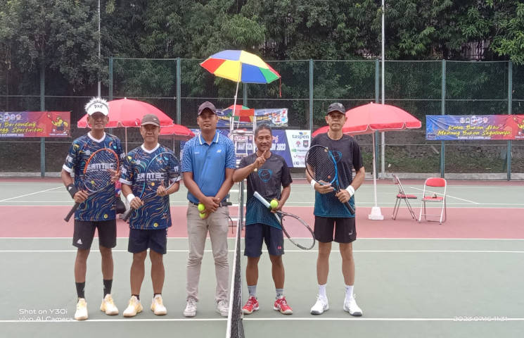 Tenis Korpri Beregu Putra Lolos Fase Gugur, Beregu Putri Tumbang