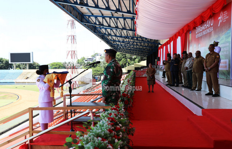 Plh Gubernur Tinjau Gladi Bersih Persiapan HUT Kemerdekaan RI ke - 78
