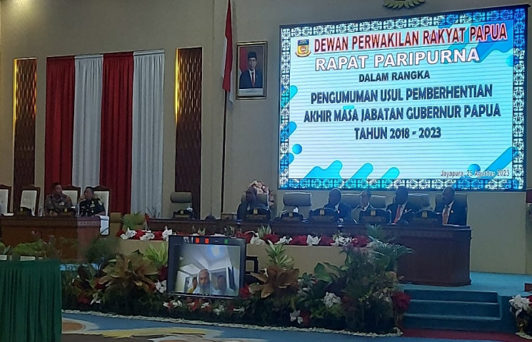 Sidang Usulan Pemberhentian Gubernur dan Wagub Papua, Lukas Enembe Mengikuti Secara Virtual
