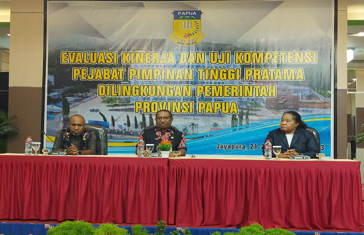 Evaluasi dan Uji Kompetensi  Pimpinan Tinggi Pratama Di lingkungan Pemprov Papua