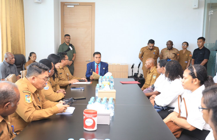 SK CPNS Honorer K2 Pemprov Papua Diserahkan