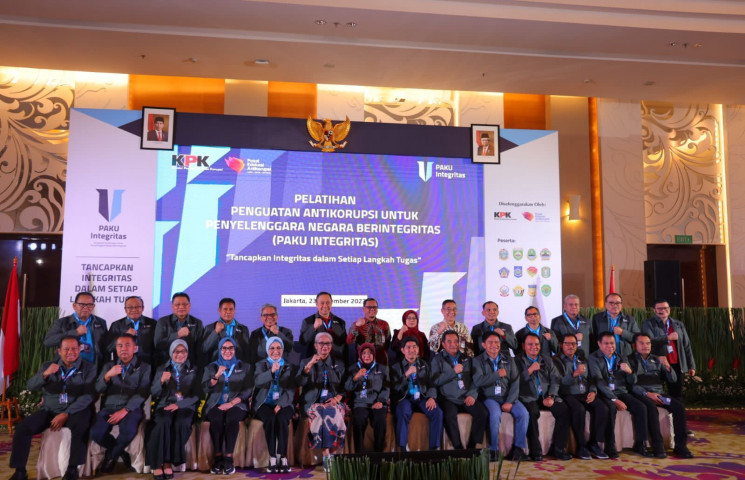 Pj Gubernur Papua Dan Ketua DPR Papua Mengikuti Kegiatan PAKU INTEGRITAS - KPK RI