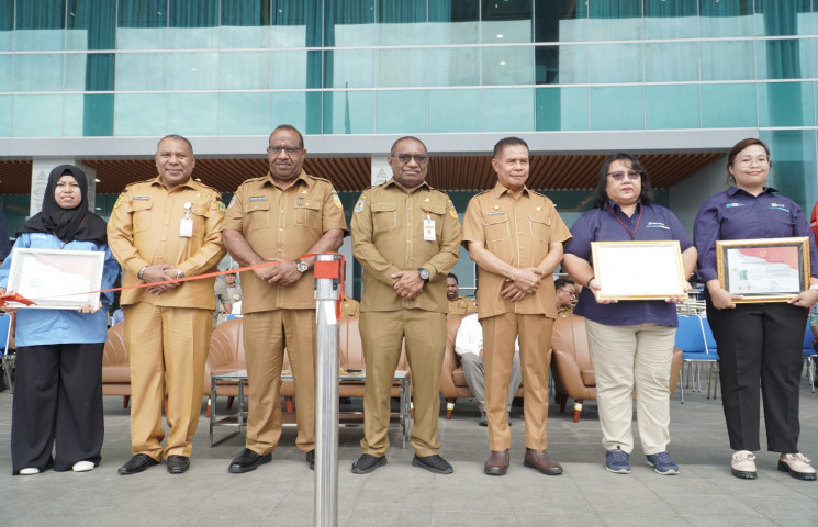 Pj Gubernur Imbau Instansi Dan Perusahaan di Papua Bangun Budaya K3 Yang Baik