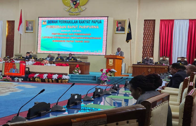 Pj Gubernur : Capaian Indikator Makro Pembangunan Papua Mulai Membaik