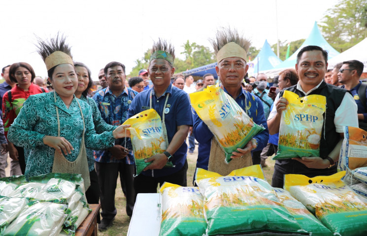 Kunker ke Kabupaten Jayapura, Pj Gubernur Limbong : Pembangunan Tak Boleh Abaikan Hak Masyarakat Adat