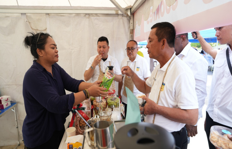 Pj Gubernur : Kegiatan Pasar Murah Harus Berdampak dan Dirasakan Masyarakat