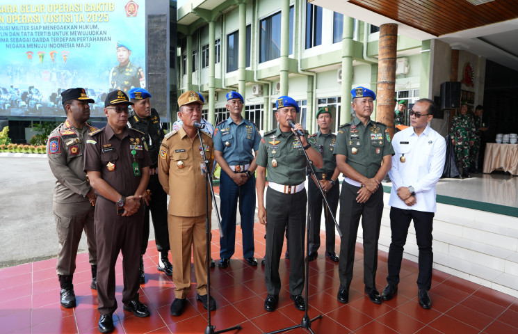 Pj. Gubernur Papua Apresiasi Operasi Gaktib dan Operasi Yustisi Polisi Militer Tahun 2025