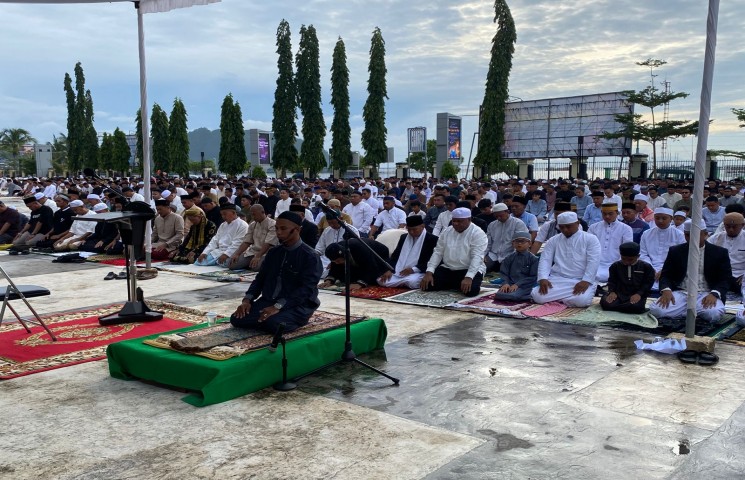 Gubernur Papua Ajak Jaga Toleransi dan Waspada Cuaca saat Idulfitri