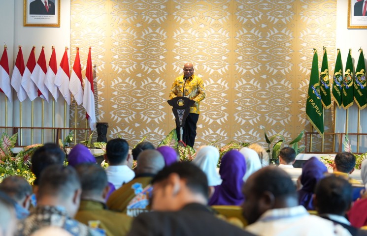 Gubernur: Kadin Mitra Kunci Wujudkan Papua Cerah