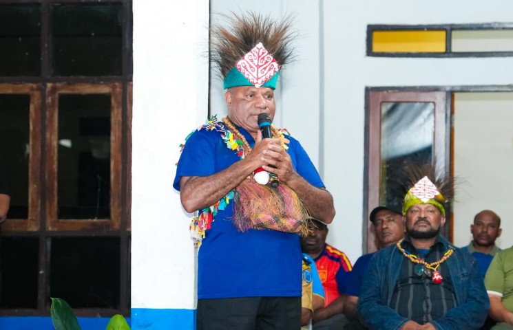 Akhiri Kunjungan Kerjanya di Mamberamo Raya, Gubernur Papua Tinjau Dermaga Teba