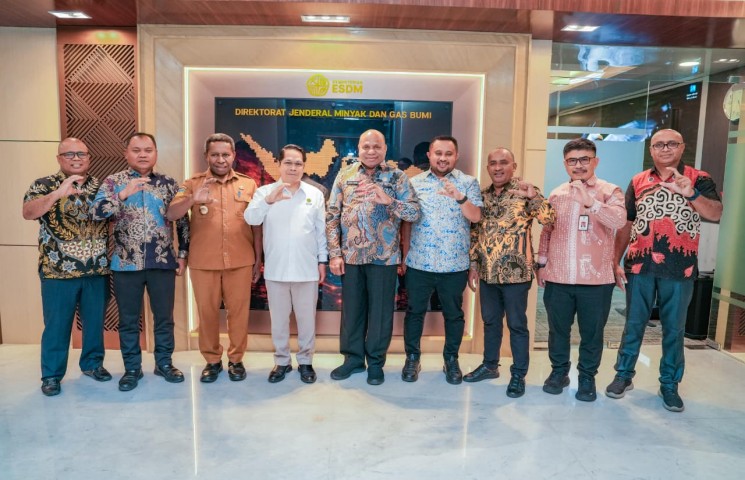 Gubernur Fakhiri Dorong Eksplorasi Migas dan Papua Terang, Targetkan PAD Naik serta Listrik Menjangkau Wilayah 3T