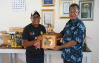 Koperasi Serba Usaha Dinas KLH Promosikan Produk UMKM di Anjungan Papua TMII