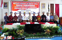 Pj. Gubernur Limbong Hadiri Sidang Paripurna Mendengarkan Pidato Kenegaraan di DPRP