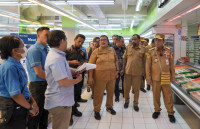 Pj Gubernur : Stok Bapok Cukup Untuk Natal dan Tahun Baru