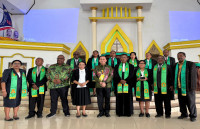 Perlu Jadi Contoh, Pj Gubernur Papua Agus Fatoni Berkeliling ke Masjid dan Gereja
