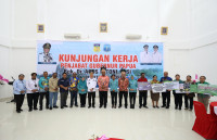 Pj Gubernur Papua Agus Fatoni Ajak Masyarakat Supiori Jaga Iklim Kondusif dan Sukseskan PSU 6 Agustus
