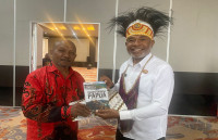 Launching Buku “Transformasi Papua” Dorong Generasi Muda Menulis Sejarah