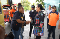 Pj Sekda Papua Lepas Bantuan Untuk Korban Gempa di Kabupaten Sarmi