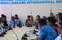 Pj. Sekda Papua dan Konsul RI di Vanimo Pimpin Rapat Persiapan Border Trade Fair 2025