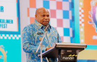 Peran Semua Pihak Dibutuhkan untuk Mengangkat Para Pedagang Kecil