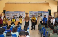 Didampingi Gubernur Fakhiri, AHY Dorong Percepatan Infrastruktur Papua